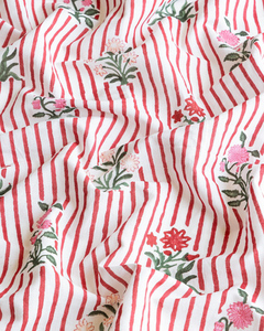 Tela de Algodón Estampada a Mano con Diseño Floral Sanganeri, Ecológica, Ligera, con Rayas Rosas, para Vestidos de Niña y Decoración del Hogar - Product Image 4