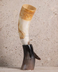 Corne à boire viking sculptée très demandée, authentique cadeau de mariage viking, vente en gros de cornes à boire - Product Image 2