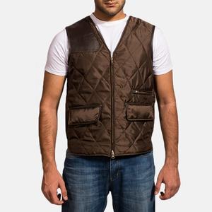 Chaleco de cuero acolchado de algodón con múltiples bolsillos para hombre de alta calidad con forro de poliéster 100%, ropa de invierno informal inteligente al por mayor - Product Image 1