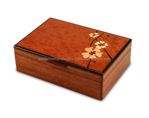 กล่องเก็บเครื่องประดับไม้ส่วนบุคคลกล่องไม้แกะสลักทำด้วยมือ - Product Image 2