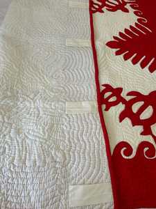 Designer Handmade White And <b>Red</b> Color Stylish Patterned 100% Cotton <b>Material</b> Hawaiian Quilts For Home Bedding Decor Quilts - Product Image 2