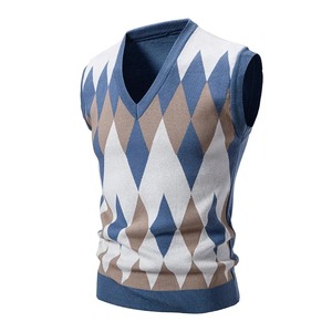 Men's Knitted V-Neck <b>Sleeveless</b> Argyle Pullover <b>Sweater</b> Vest Regular Fit Casual Autumn Wear Best Quality New Streetwear Style - Product Image 1
