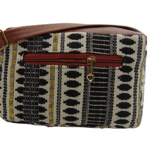 Nuevo Bolso de Hombro de Diseño para Mujer, Hecho a Mano, Ecológico, de Fibra de Cáñamo Natural y Cuero Buff - Product Image 2