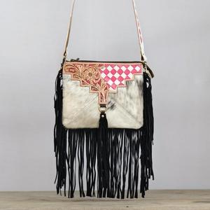 Bolso Bandolera Vintage Bohemio de Cuero Genuino con Patrón de Letras, Cierre de Cremallera, Impermeable y Antirrobo para Uso Diario en Verano - Product Image 1