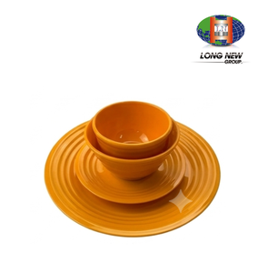 Juego de Vajilla de Plástico PET Premium LONGNEW con Diseño Ergonómico de Agarre Ondulado, Hecho en Taiwán - Product Image 3