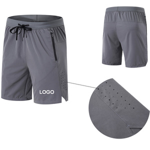 Shorts de sport pour homme avec poches zippées, petite ouverture latérale, taille élastique, pour la course à pied et la gym - Product Image 1