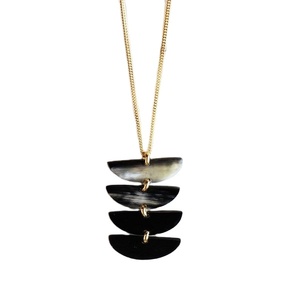 Pendentif en corne de buffle de haute qualité Design à la mode à la mode de l'Inde Fabricant en vrac Colliers de chaîne d'approvisionnement - Product Image 4