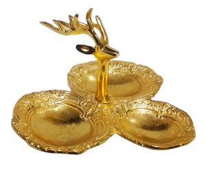 Bandejas de ciervo de metal dorado Vajilla de aluminio Modelo Técnica de fundición - Product Image 1