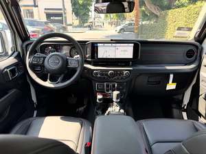 Jeep Wrangler Unlimited Rubicon Sport Utility 4D Usado, Año 2025 - Product Image 5