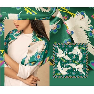 Tela de satén tejida en Vietnam de alta calidad, resistente a las arrugas, con superficie suave y sedosa (estilo satén latino), duradera. - Product Image 1