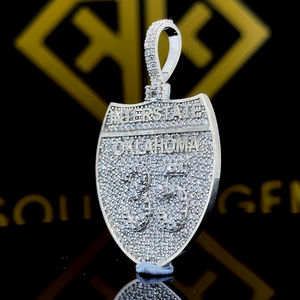 Pendentif en or rose 14K Moissanite taille baguette Amazing Sparkling Diamond Iced Hip Hop Style pour les enfants - Product Image 3