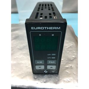 EUROTHERM 808/L1/0/R1/C2/0/QS/(AKHC205)/CE - Équipements et pièces semi-conductrices d'occasion fiables à l'échelle mondiale - Product Image 1