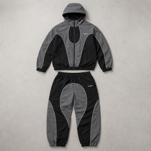 Conjunto de 2 piezas de ropa urbana con ribetes reflectantes: Chaqueta cortavientos con cremallera y pantalón cortavientos de corte holgado, con logotipo personalizado. - Product Image 1