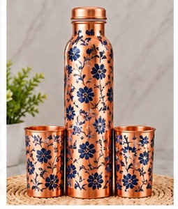 Botella de Agua de Cobre con Diseño de Hoyuelos, con Tapa y 2 Tazas a Juego, Juego de Bebidas Portátil Retro - Product Image 3