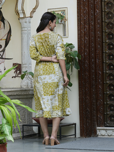 Ensemble Kurta/Kurti pour femme en polyester imprimé numériquement, élégant, tendance, décontracté, pour les fêtes, léger, confortable, été, soleil - Product Image 6