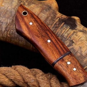 Cuchillo de desollar de acero de Damasco hecho a mano, personalizado OEM, de grado industrial, con mango de palisandro, 8 pulgadas, de Edge Master Manufacture - Product Image 3