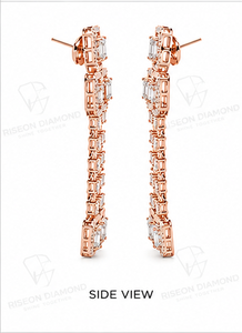 Elegantes pendientes de lujo con borlas, elaborados en oro rosa de 18K de primera calidad, con diamantes de corte esmeralda rodeados por un halo de micro pavé. - Product Image 2