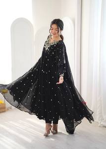 Vestido Tradicional Bordado Negro Largo Hasta el Suelo para Mujer, Corte Holgado, Estilo Indio Pakistaní para Fiestas - Product Image 2