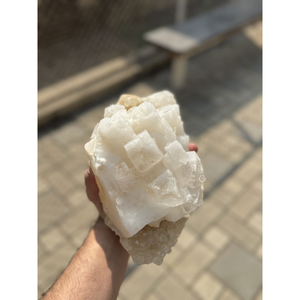 Hermoso Cristal de Calcita sobre Clúster de Stilbita, Mineral Natural para Decoración y Colección - Product Image 1