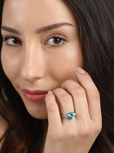 Anillo de Compromiso con Gema de Moissanita Corte Corazón, Plata de Ley 925, Engaste de Garras, Joyería Romántica para Mujer - Product Image 3