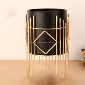 Pot de fleurs et jardinières en métal laiton fini antique Villa Outside Garden Plant Outdoor Decorative Green Planter - Product Image 3