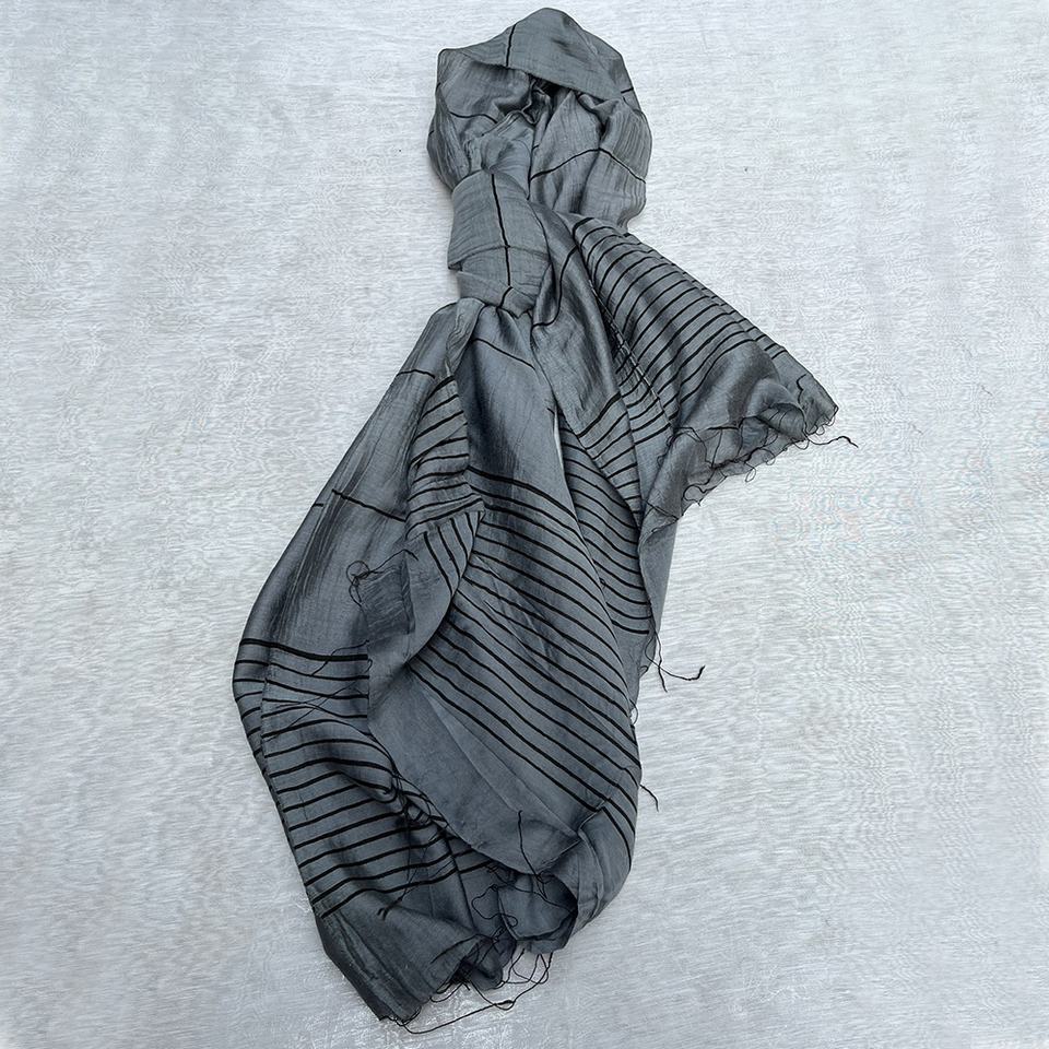 Women's Fashion 30% Silk 70% Cotton Viscose Neck Scarf Large Square 30% Silk 70% Cotton Viscose Neck Scarf Printed Pattern Logo