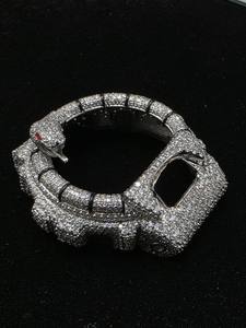 ตัวเรือนนาฬิกาโมอิสซาไนต์ระดับไฮเอนด์ ดีไซน์ลายมังกร ประดับเพชรเต็มเรือน หรูหรา งานสั่งทำพิเศษ ผิวเงางาม - Product Image 2
