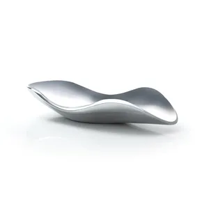 Plateau décoratif en métal de qualité supérieure pour les marchés mondiaux de la vente en gros, plateau de présentation de luxe fait main en aluminium élégant - Product Image 1