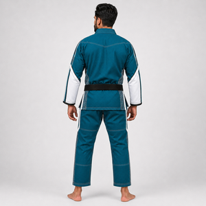 Uniforme profesional de jiu jitsu que ofrece comodidad premium, construcción duradera y movimiento fluido en cada día de entrenamiento. - Product Image 2