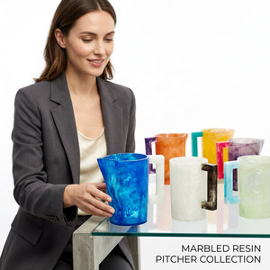 Collection de Pichets en Résine Marbrée – Ensemble Moderne et Coloré pour Vin, Bière et Boissons – Compatible Lave-Vaisselle, Écologique, Idéal pour Fêtes et Usage Domestique - Product Image 1
