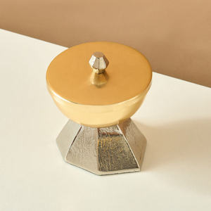 Juego de Quemadores de Incienso Metálicos Modernos de Dos Tonos al por Mayor, Cazoleta de Lujo Dorada para Bakhoor con Base Geométrica Plateada Texturizada - Product Image 2