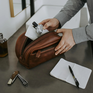 Top Sales Personalized Leather Toiletry <b>Kit</b> Men's Wash Pouch Bag for Man Waterproof Dopp <b>Kit</b> Bag - Product Image 6