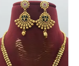 Ensemble collier et boucles d'oreilles classiques en moissanite plaqué or de qualité supérieure, ethnique, pour les occasions spéciales (fiançailles, mariage, fêtes) pour femmes - Product Image 2