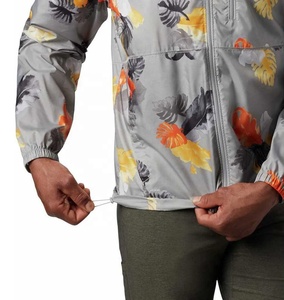 Chaqueta cortavientos holgada de poliéster y nailon personalizada, chaqueta cortavientos transpirable con estampado completo por sublimación, chaqueta informal impermeable - Product Image 6