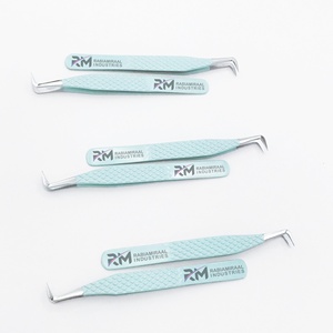 แหนบติดขนตา RABIAMIRAAL INDUSTRIES ป้องกันแม่เหล็ก ขนาด 10 มม. ทำจากสแตนเลส ปลายเรียบ โค้งมน จับถนัดมือ ด้ามสีฟ้าอ่อน - Product Image 1