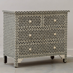 Commode à tiroirs en os incrusté, artisanale, meubles indiens traditionnels, motif géométrique noir et blanc, style antique, décoration de chambre - Product Image 1