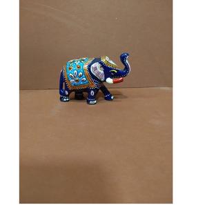 Pièce d'art en métal artisanal authentique représentant un éléphant, reflétant l'artisanat hérité pour une décoration élégante - Product Image 3