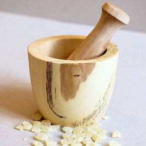 Juego de Mortero y Maja de Madera Estilo Rústico para una Cocina Natural, Estética y un Molido Eficiente de Especias y Hierbas - Product Image 1