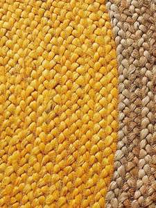 Alfombra Redonda de Yute Hecha a Mano con Centro Amarillo |   Alfombra Boho Ecológica Trenzada Natural - Product Image 4