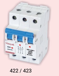 40แอมป์ เบรกเกอร์สามขั้ว 60 แอมป์ - Product Image 1