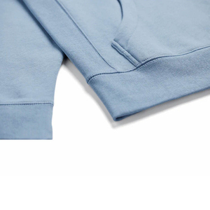 Sudadera con Capucha Azul Claro para Hombre, Corte Regular, Felpa de Algodón, con Bolsillo Canguro y Cordón Ajustable - Product Image 4