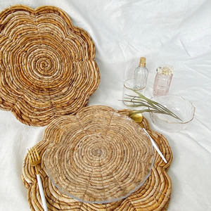 Best Selling Round <b>Placemat</b> Seagrass for <b>Dining</b> <b>Table</b> <b>Table</b> Decor Christmas Seagrass <b>Placemats</b> OEM <b>Placemats</b> From Vietnam - Product Image 3