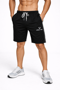 Pantalones cortos de entrenamiento negros: mezcla de algodón transpirable de alto rendimiento con cintura ajustable con cordón, ajuste cómodo y deportivo - Product Image 1
