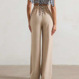 Pantalones de chándal anchos ligeros para mujer 2026 al por mayor, joggers con botones decorativos, pantalones cargo con logo, pantalones de mujer con técnica de lavado. - Product Image 3