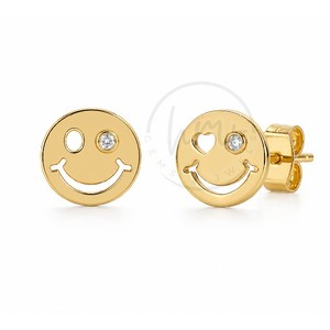 Pendientes de Zirconia con Cara Sonriente Chapados en Oro de 18 Quilates, Joyería de Moda, Lindos Pendientes con Cara Feliz, Joyería al por Mayor - Product Image 1