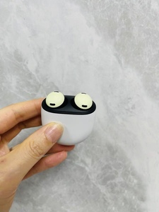 Audífonos Pix Buds Pro con cancelación de ruido, traducción en tiempo real, bajos potentes y excelente cancelación de ruido binaural. - Product Image 4