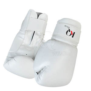 Guantes de Boxeo de Cuero Multiusos para Hombre y Mujer - Ligeros para Entrenamiento Cardiovascular, con el Saco de Boxeo y Sesiones de Sparring - Product Image 3