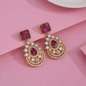 Boucles d'oreilles faites à la main Royal Kundan Pearl Jhumkas pour femmes meilleure qualité Meenakari détaillant boutique indienne accessoires de mode - Product Image 2
