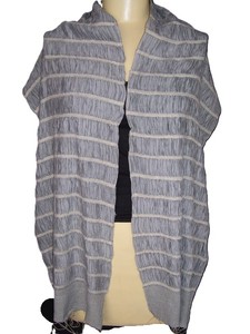 Chal largo de algodón a rayas para mujer, ligero, para uso diario en todas las estaciones - Product Image 1