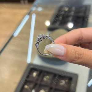 3 Carat Oval Three Stone Lab Grown Diamond Engagement <b>Ring</b>, 14K Gold Oval Engagement <b>Ring</b>, IGI Certified - Product Image 4